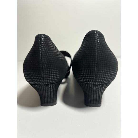 BeautiFeel EUC Black Leather Victoria Kitten Heel Pumps Shoes Size 41 EU 10 US - Picture 6 of 9